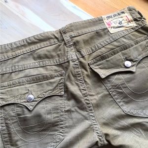 True Religion Mens Corduroy Pants LIKE NEW